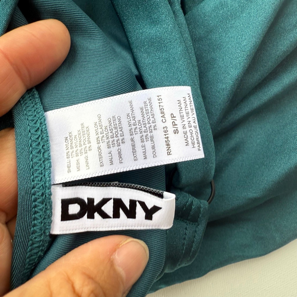 Women's DKNY Teal Ruffle One Piece Swimsuit S - Picture 8 of 9